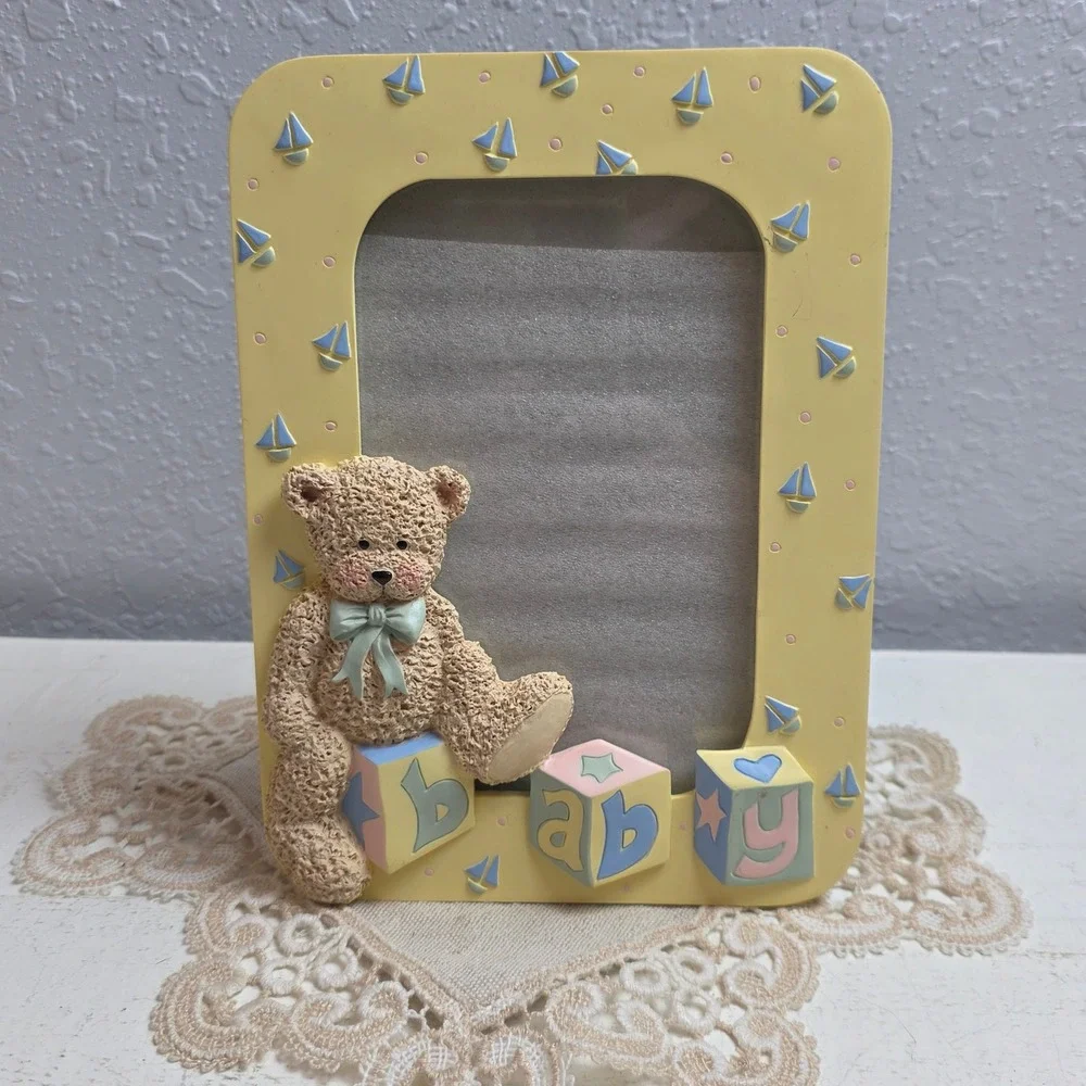 Fetco Teddy Bear Resin Baby Picture Frame 4x6 Yellow Nautical Sailboat 3D 506346